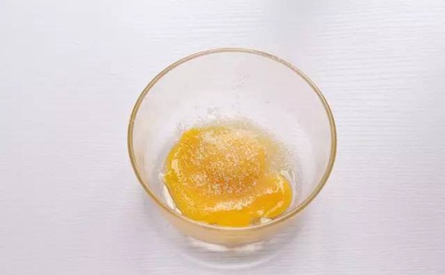 丑橘戚风蛋糕步骤2